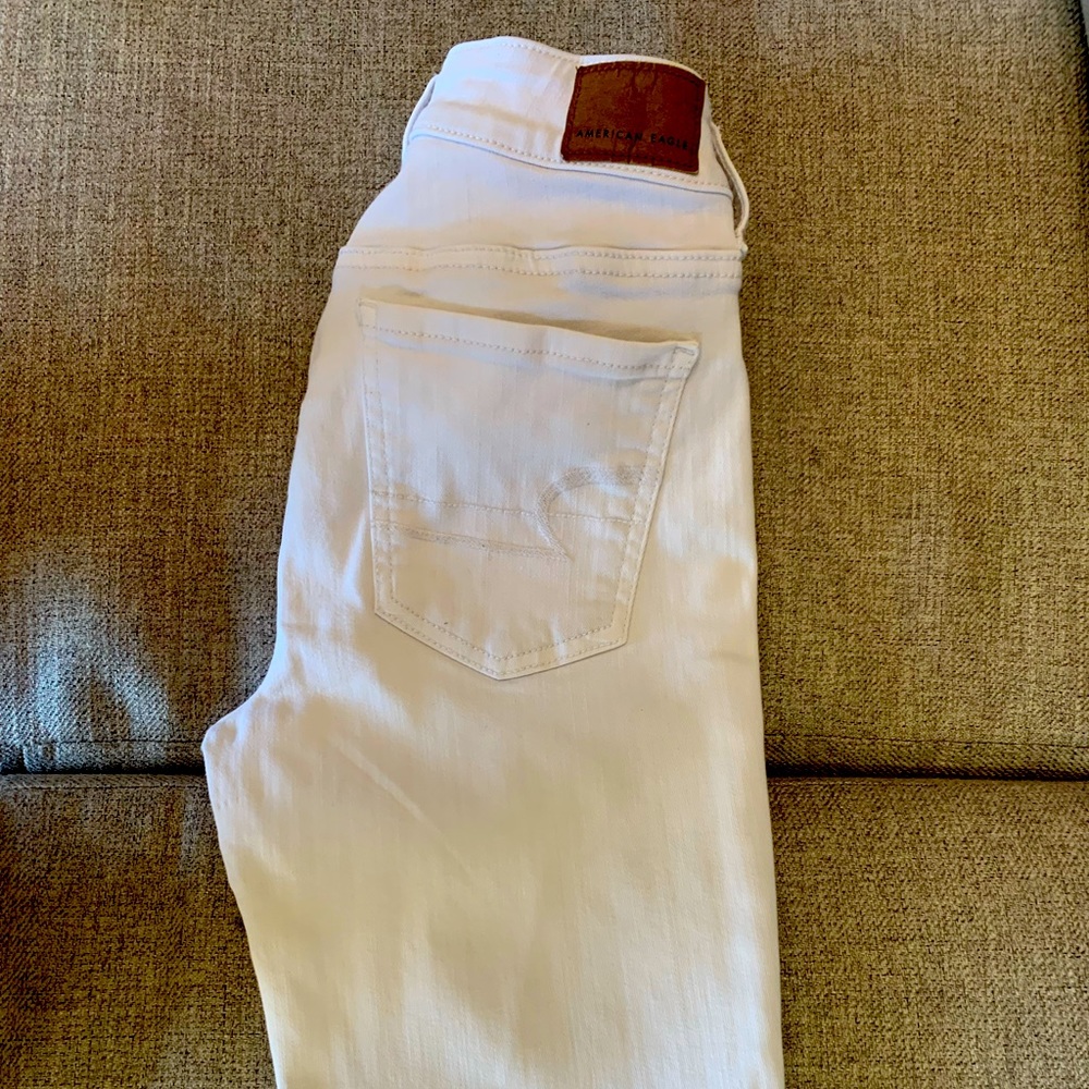 White American Eagle Jeans